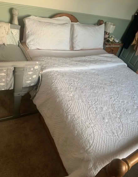 Photo of free King size bed frame & under bed drawers (Fillongley CV7) #4
