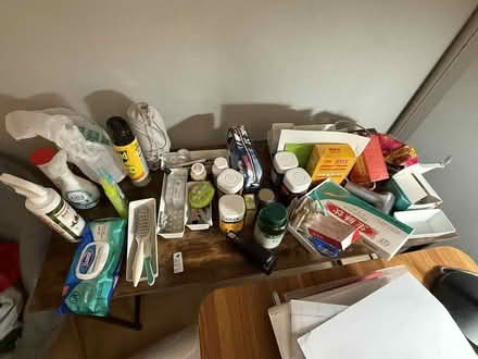 Photo of free Large desks (400W 113th St) #2