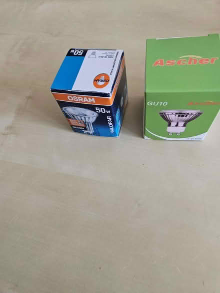 Photo of free Halogen bulbs (Streatham SW16) #2
