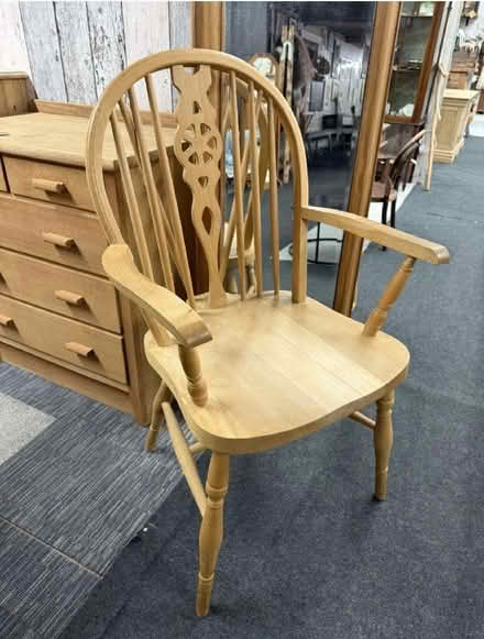 Photo of Farmhouse kitchen and wheel back Chair (Brize Norton OX18) #1