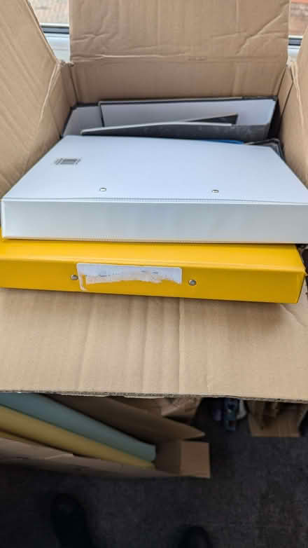 Photo of free Various size folders (Moulsham CM2) #3