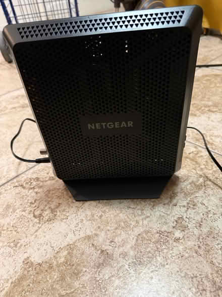 Photo of free Internet router (11218 Windsor Terr / Kensingto) #1