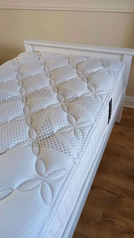 Photo of free Single bed with mattress (Raithin, Ashe road,mullingar) #2
