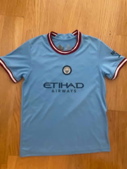 Photo of free 9-10y Manchester city shirt (Angel EC1V) #3
