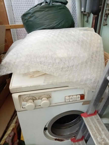 Photo of free Few metres sq. Of greenhouse bubble wrap (Belper DE56) #1