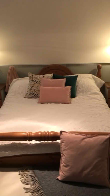 Photo of free King size bed frame & under bed drawers (Fillongley CV7) #2
