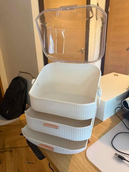 Photo of free Makeup Storage Organizer (UB108TR) #2