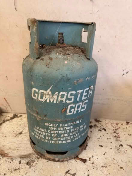 Photo of free GoMaster Butane gas bottle 15kg (Wells BA5) #1