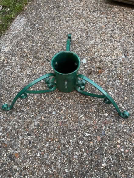 Photo of free Christmas Tree Stand (SL7, Marlow) #1