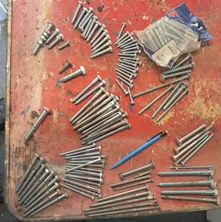 Photo of free Assorted Coach Screws (Deadman's Hill MK45) #1