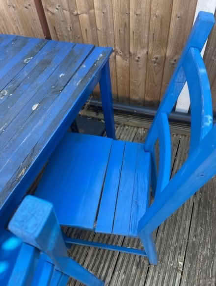 Photo of free Garden table with chairs (N181RZ) #3