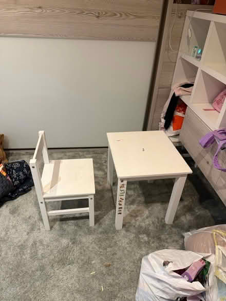 Photo of free Kids table and chair (SK9) #1