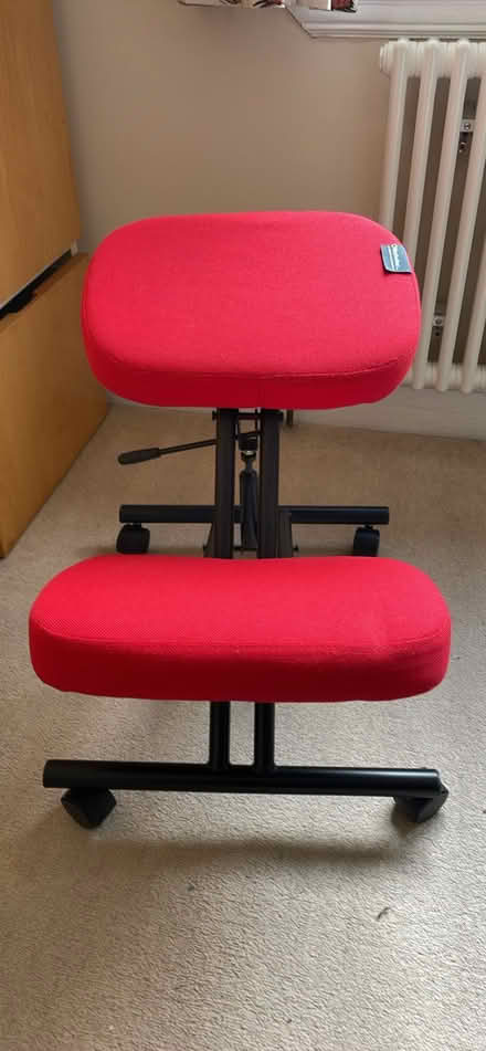 Photo of free Red collapsible kneeler chair (Kings Heath B14) #2