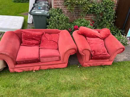 Photo of free Sofa (Leeds LS 17) #1
