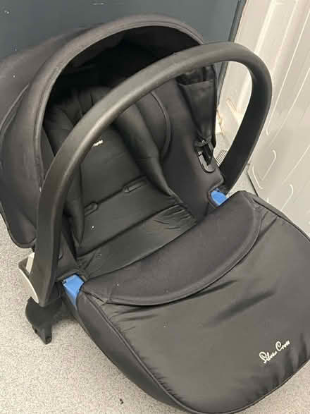 Photo of free Silver cross pram car seat (Fallowfield M14 Princess Road) #2