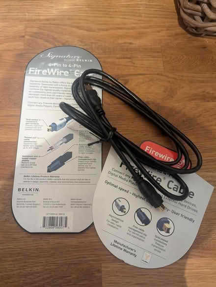 Photo of free FireWire cable (Spitalfields E1) #1