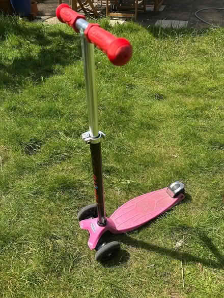 Photo of free Kids 3 wheel scooter (Stroud GL5) #1