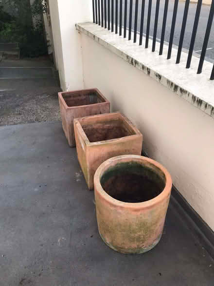 Photo of free Terracotta garden pots (Camden Town NW1) #1