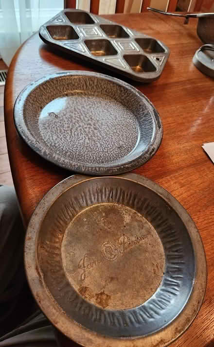 Photo of free Vintage pie plates and muffins tin (West Springfield) #1