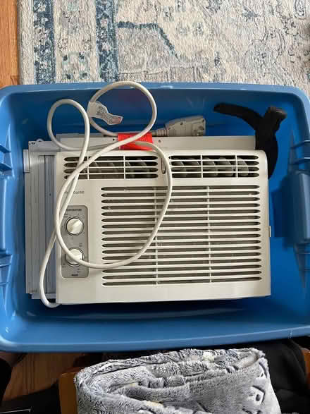 Photo of free window ac (farmington) #1