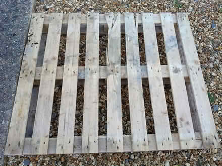 Photo of free wooden pallet (Westminster Drive PO21) #2