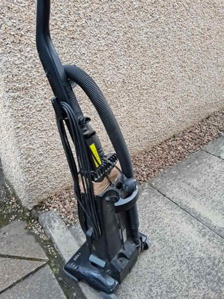 Photo of free Upright vacuum cleaner (Dunfermline KY12) #2