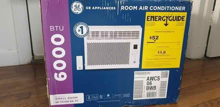 Photo of free AC unit (Upper East Side - Yorkville) #1