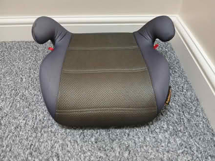 Photo of free booster seat (Parkhead EH11) #1