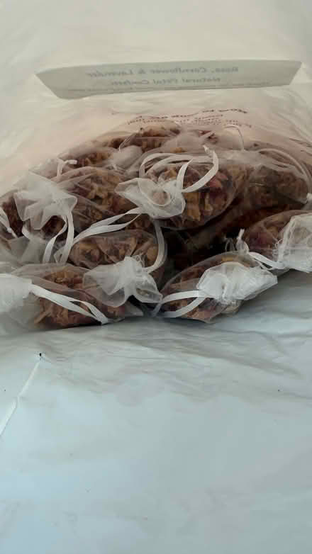 Photo of free Confetti by Polly’s Petals (Billericay CM11) #3