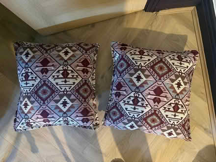 Photo of free 2x Cushions (UB108TR) #1
