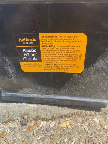 Photo of free Halfords plastic wheel chocks (Horsham RH13) #3