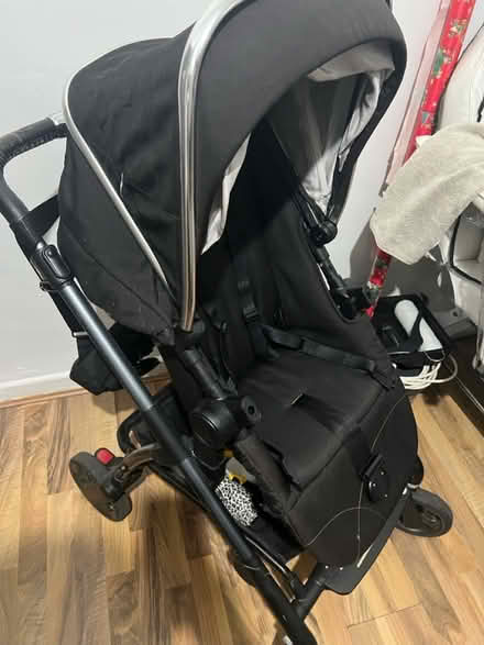 Photo of free Silver cross pram car seat (Fallowfield M14 Princess Road) #1
