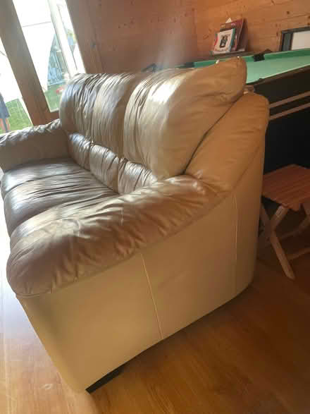 Photo of free Cream Leather Sofa (Elmstead BR7) #2