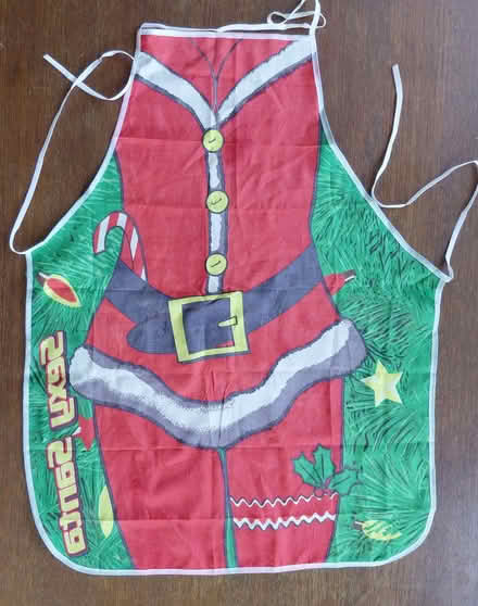 Photo of free Apron (Twyford RG10) #1