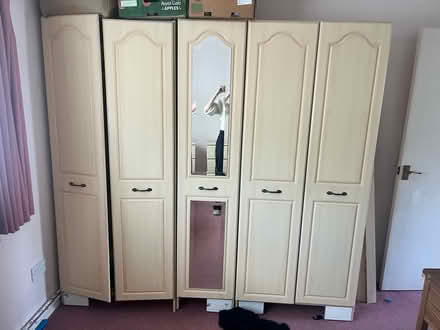 Photo of free Wardrobes (De Parys MK40) #1