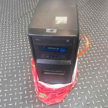 Photo of free PC casing (Tooting SW17) #1