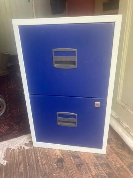 Photo of free Metal filing cabinet (Newbury RG19) #2