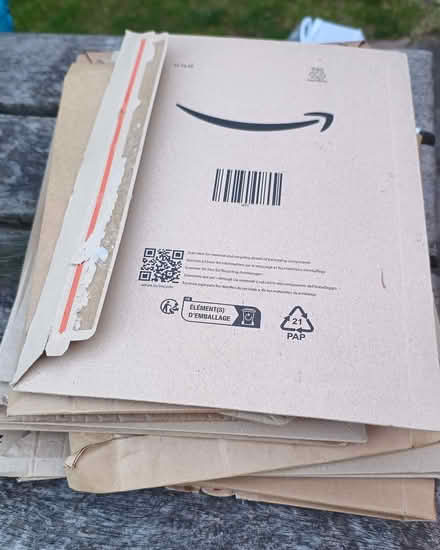 Photo of free A4 cardboard envelopes (for sending books) + boxes (The Nurserylands TW12) #1