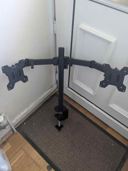 Photo of free Dual monitor stand (Farnborough) #1