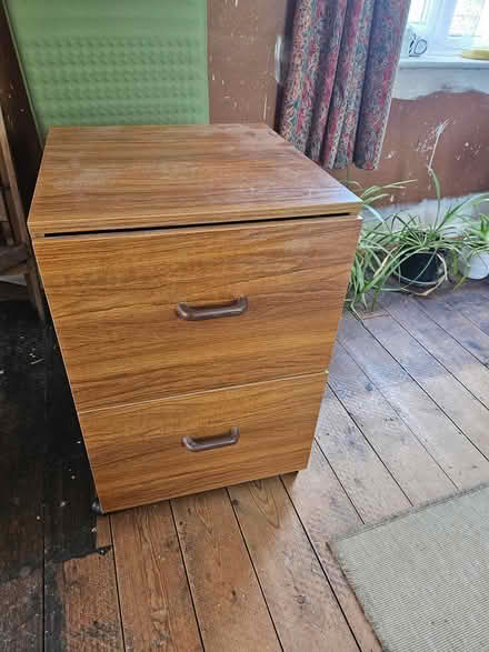 Photo of free Small chest of drawers (Baldock) #1