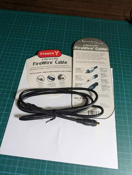 Photo of free FireWire cable (Spitalfields E1) #1