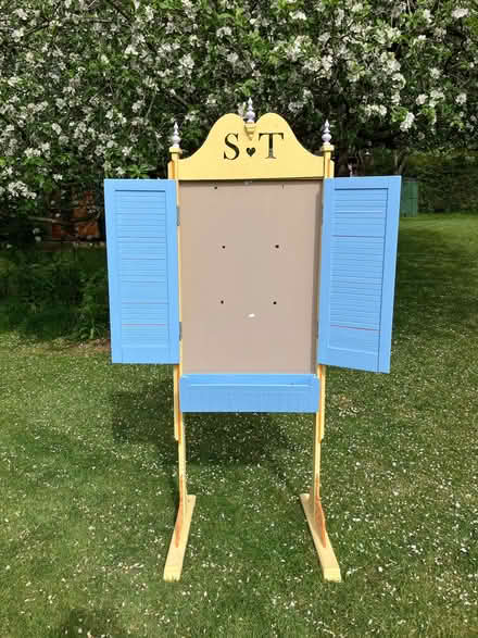 Photo of free Wedding Stand (Catchgate Plantation NN12) #2