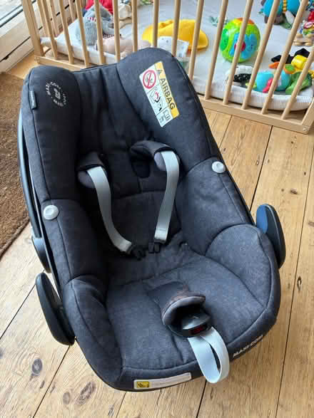 Photo of free Maxi Cosi Pebble+ car seat (SE22) #1