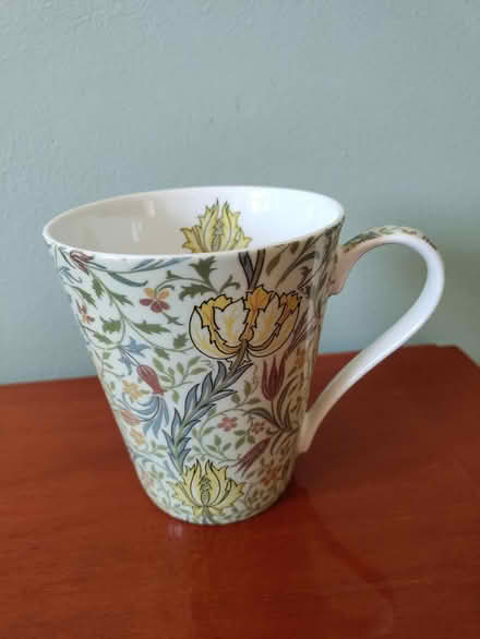 Photo of free V and A mug (Bromley BR2) #1