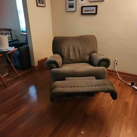 Photo of free Living Room Furniture (Univ Hts corner Silsby/Fenwick) #2