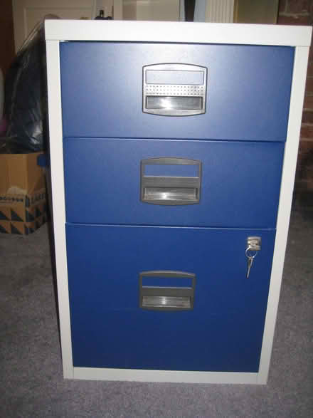 Photo of free A4 metal filing cabinets (not foolscap size). (Harwell OX11) #2