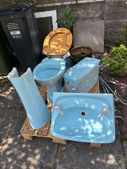 Photo of free Blue Toilet and Hand Basin (Kenn Road BS21) #1