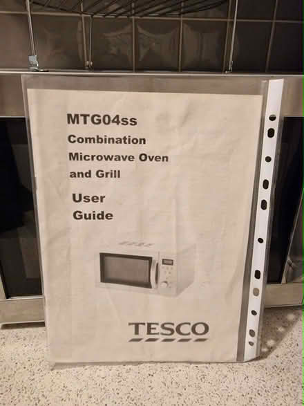 Photo of free microwave oven and grill (West Kensington W14) #2