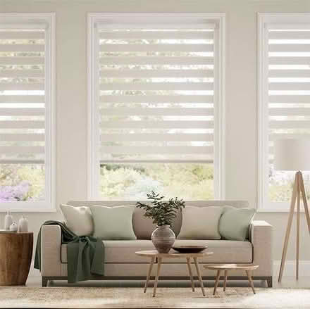 Photo of free 'Day and Night' blinds (Whittle Springs PR6) #1