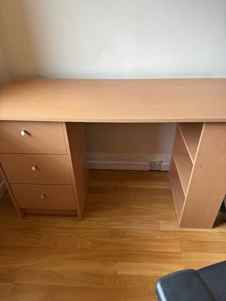 Photo of free Office Desk (Ballymaconaghy BT6) #1